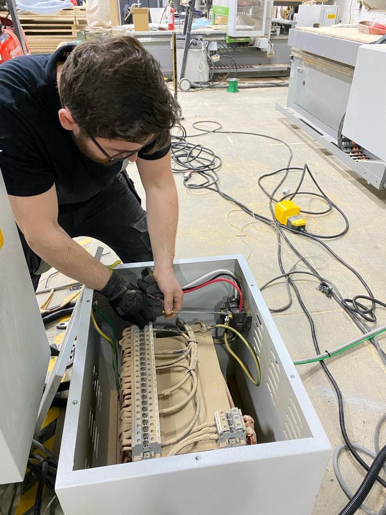 Electrical repair services